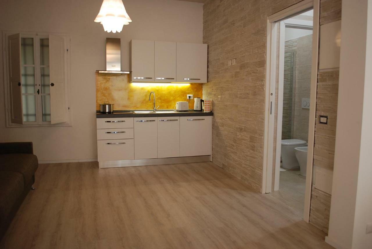 Berardi Palace - Vigna Nuova Apartment فلورنس المظهر الخارجي الصورة