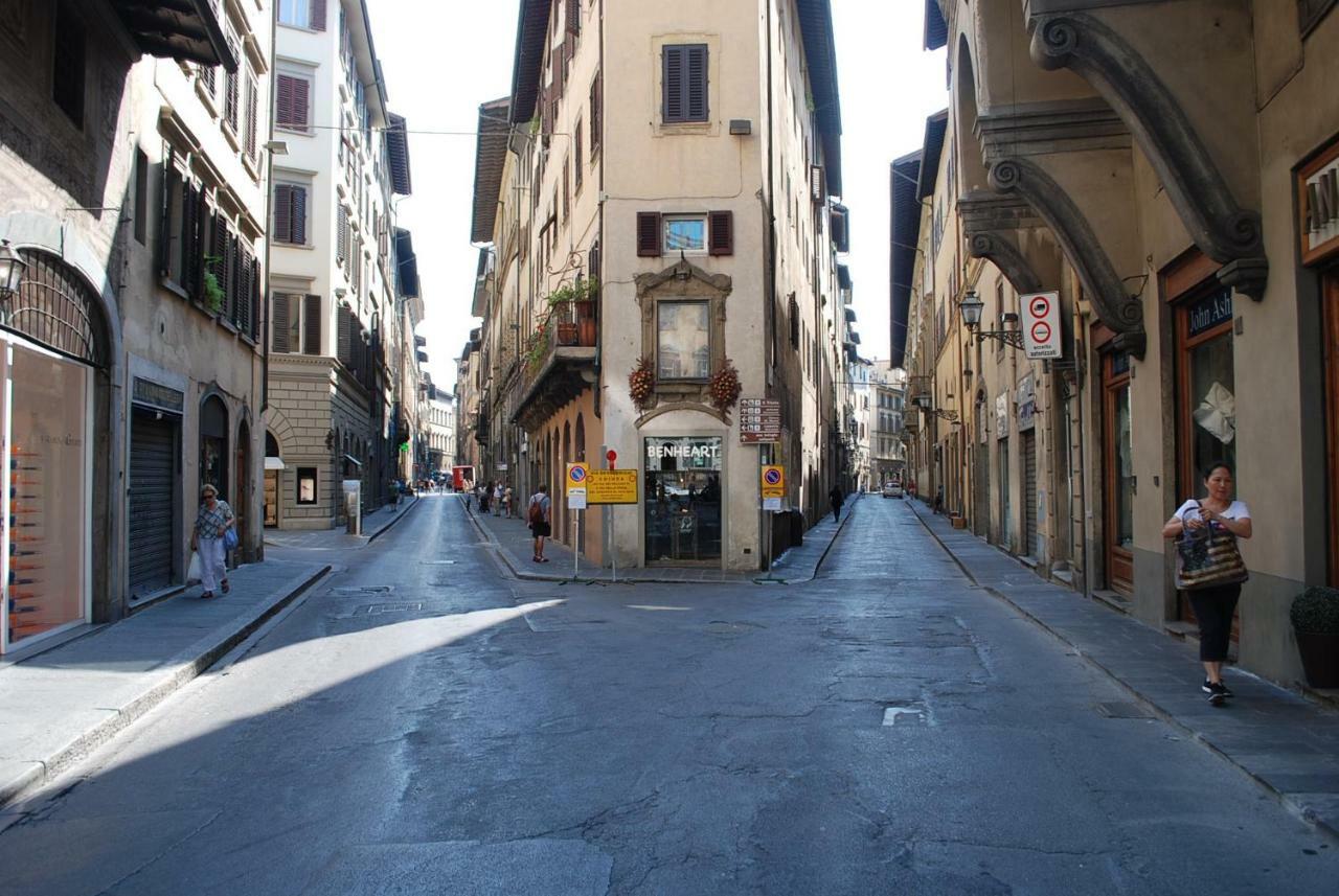 Berardi Palace - Vigna Nuova Apartment فلورنس المظهر الخارجي الصورة