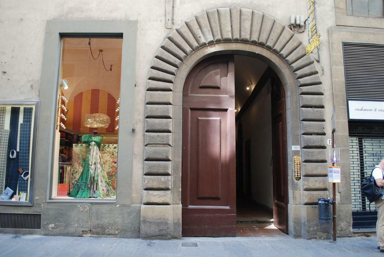 Berardi Palace - Vigna Nuova Apartment فلورنس المظهر الخارجي الصورة